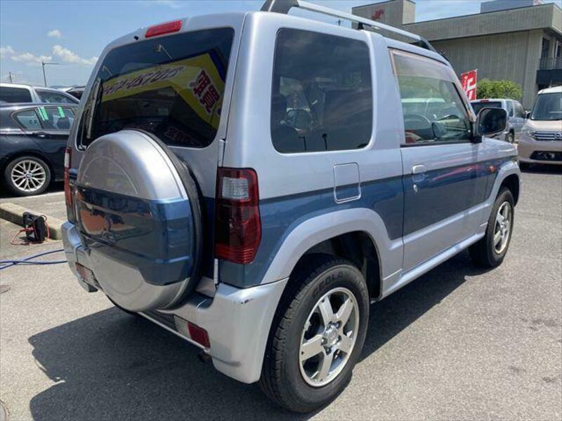 PAJERO MINI