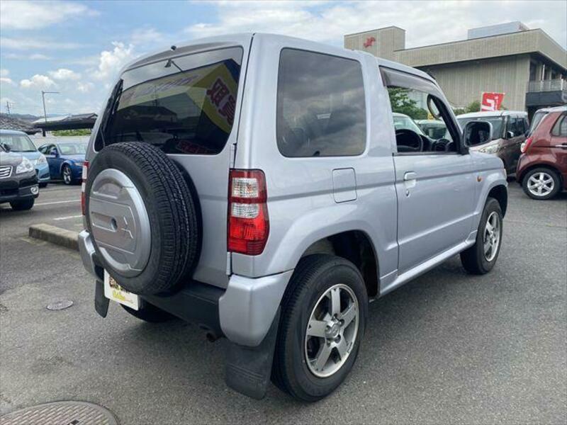 PAJERO MINI