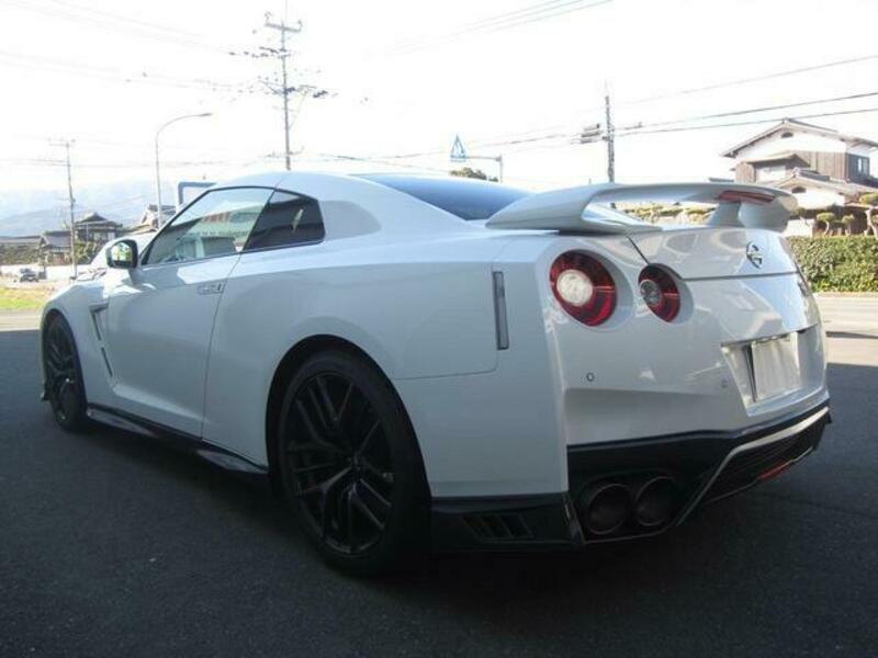 GT-R