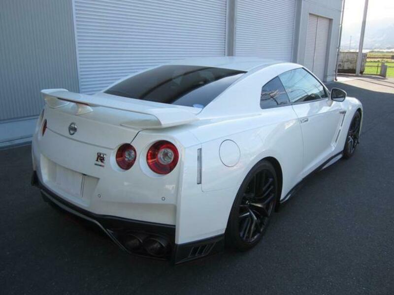 GT-R