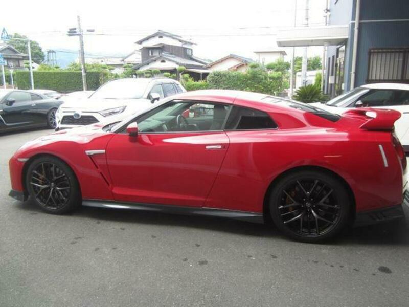 GT-R