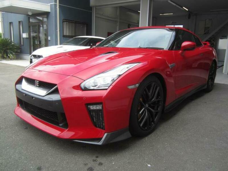 NISSAN GT-R