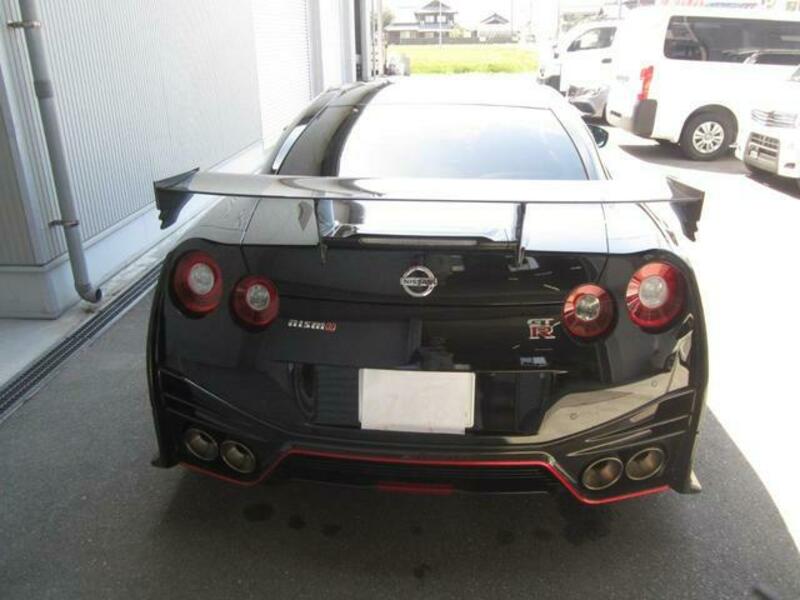 GT-R