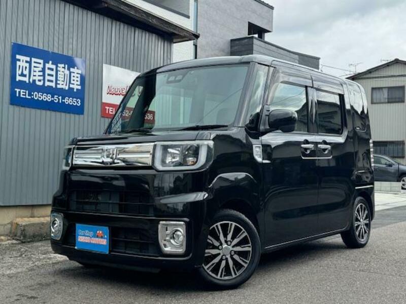 DAIHATSU WAKE