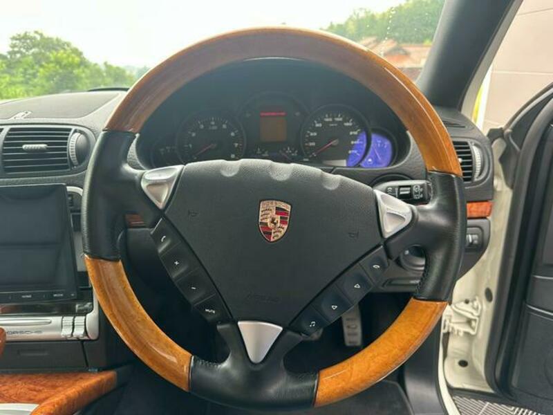 CAYENNE