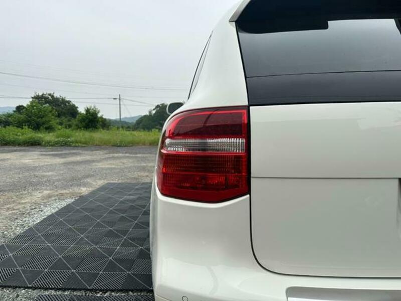 CAYENNE