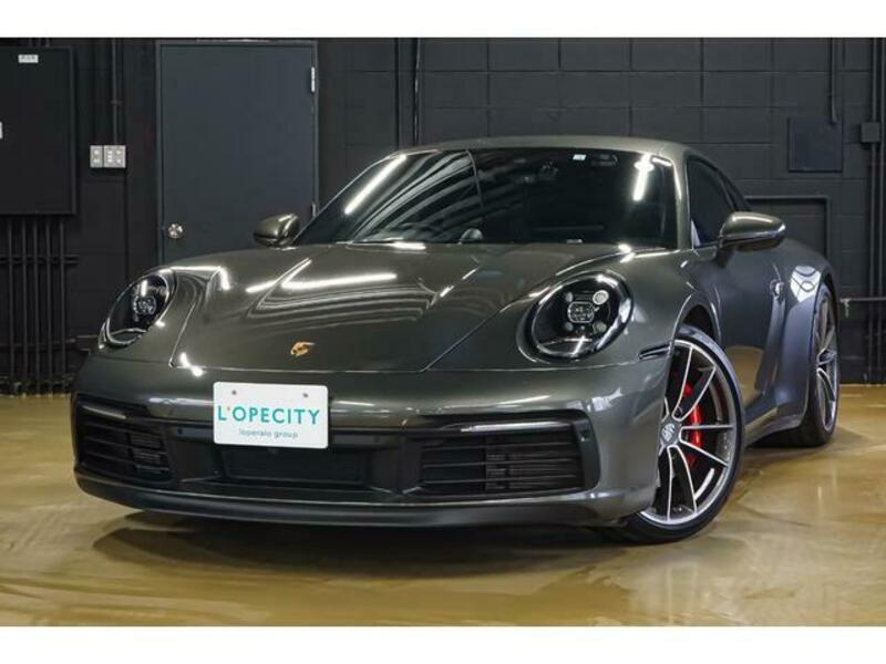 PORSCHE 911