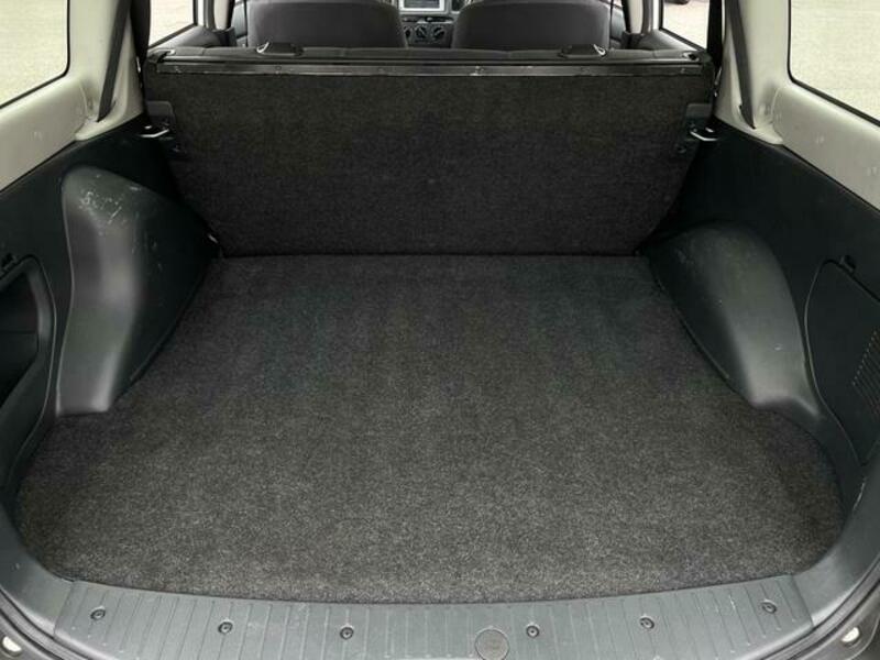 SUCCEED VAN