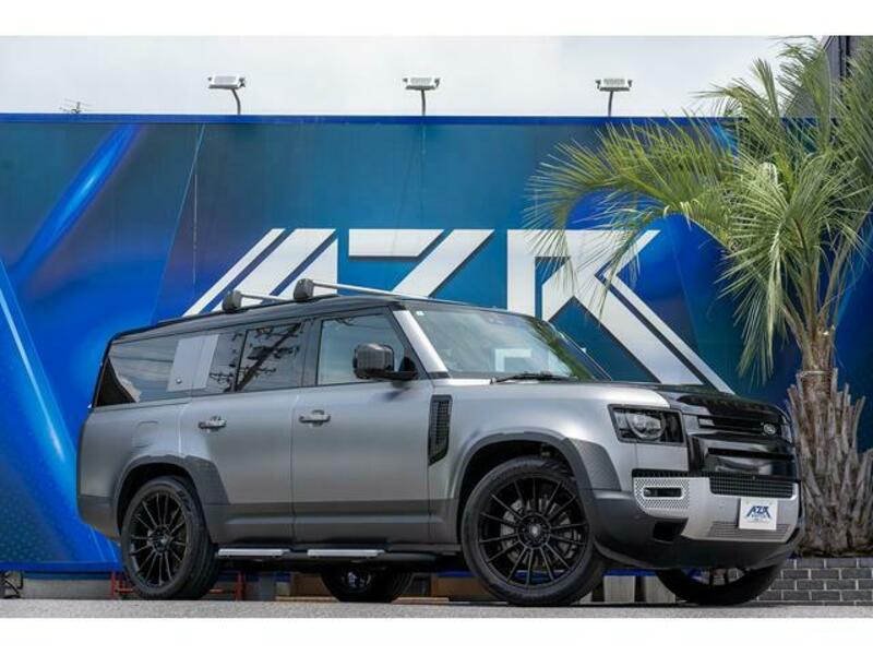 LAND ROVER DEFENDER