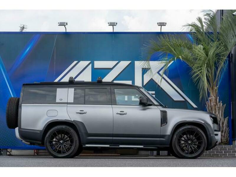 DEFENDER