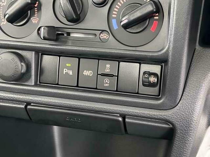 CLIPPER TRUCK