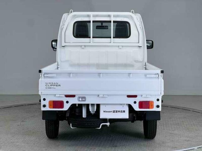 CLIPPER TRUCK