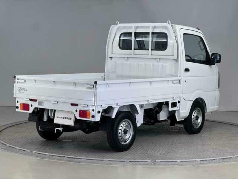 CLIPPER TRUCK