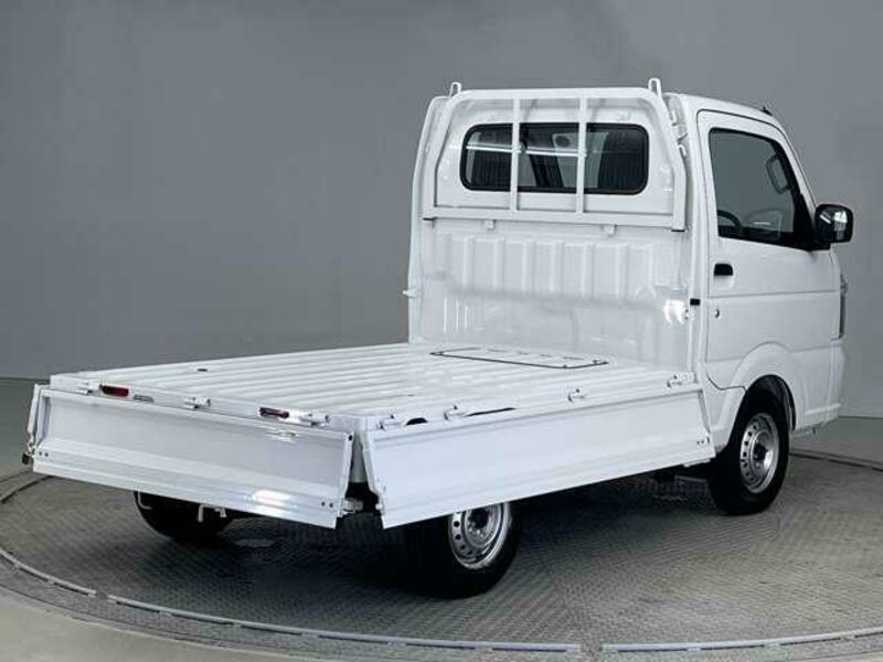 CLIPPER TRUCK