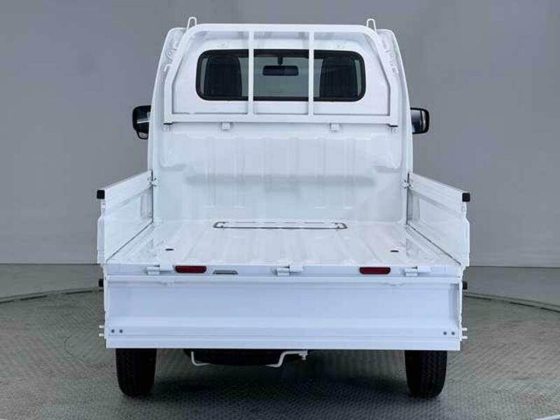 CLIPPER TRUCK