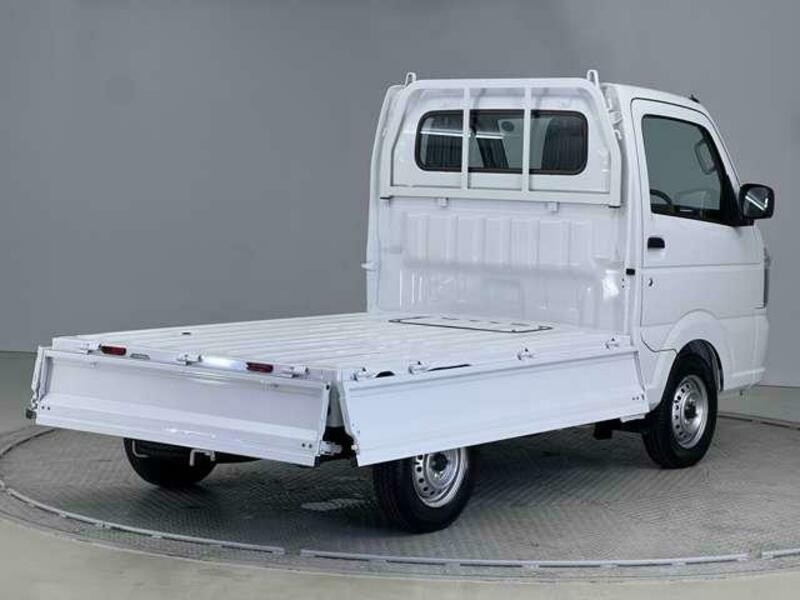 CLIPPER TRUCK