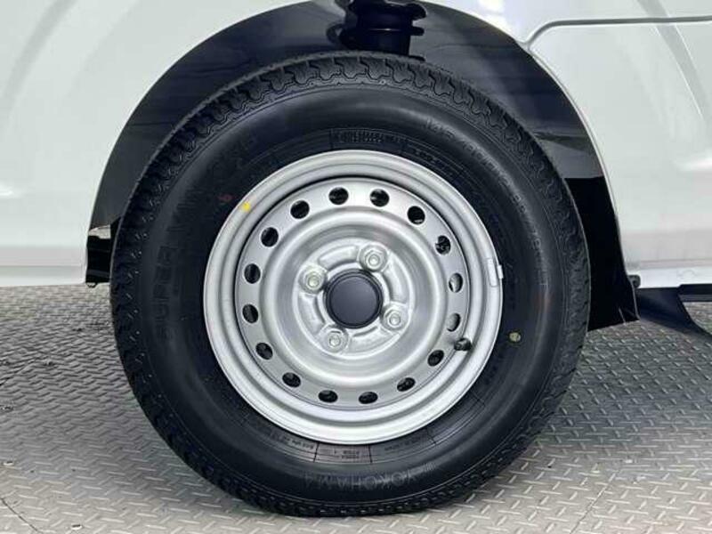 CLIPPER TRUCK