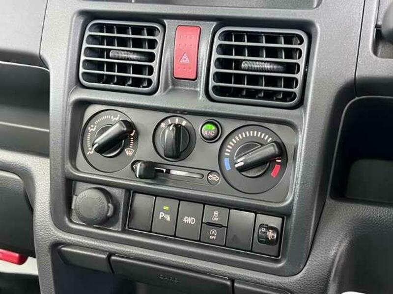 CLIPPER TRUCK