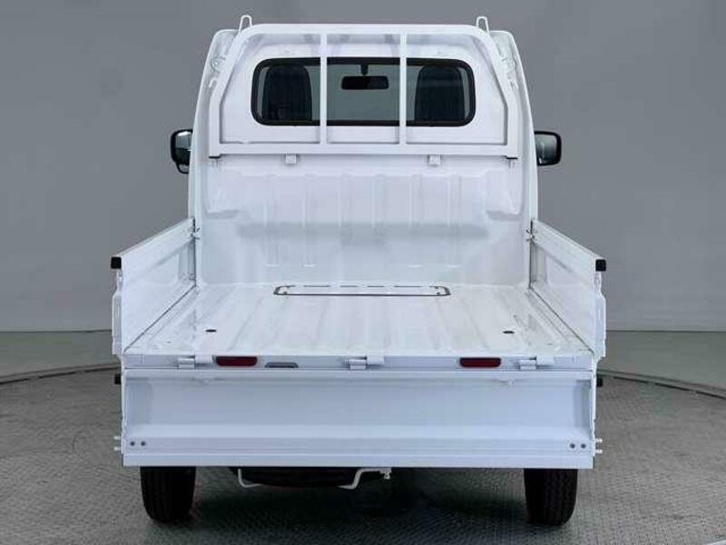 CLIPPER TRUCK