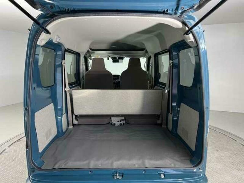 CLIPPER VAN