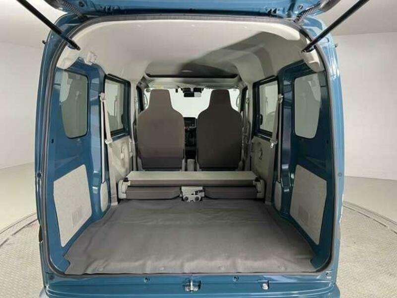CLIPPER VAN