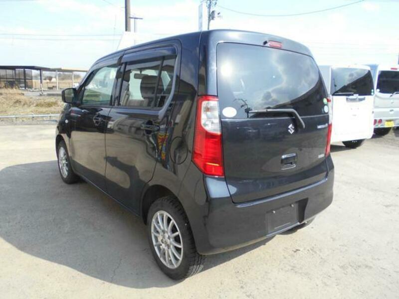 WAGON R