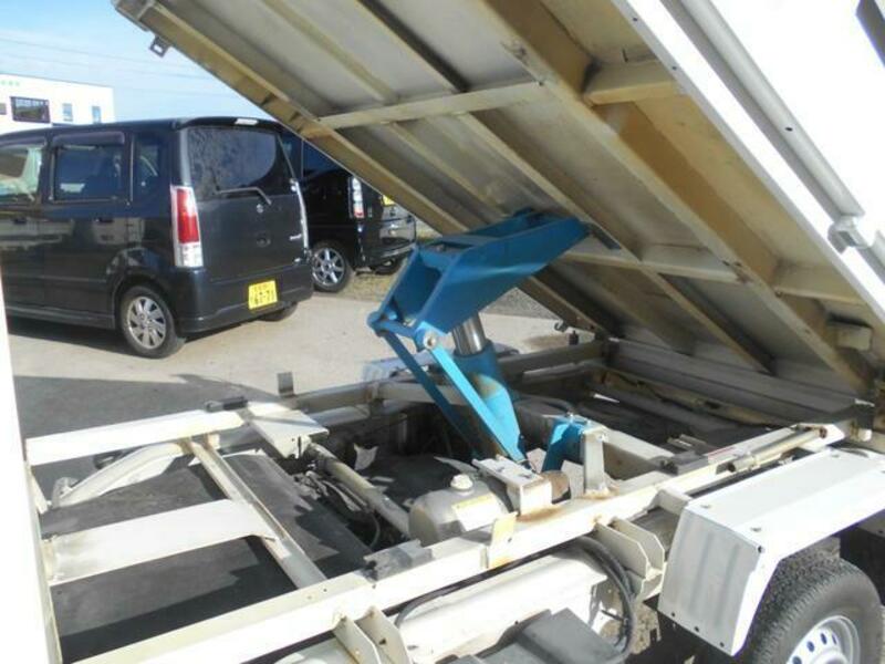 CARRY TRUCK