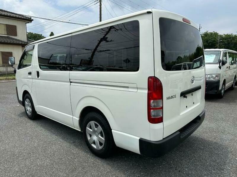 HIACE VAN