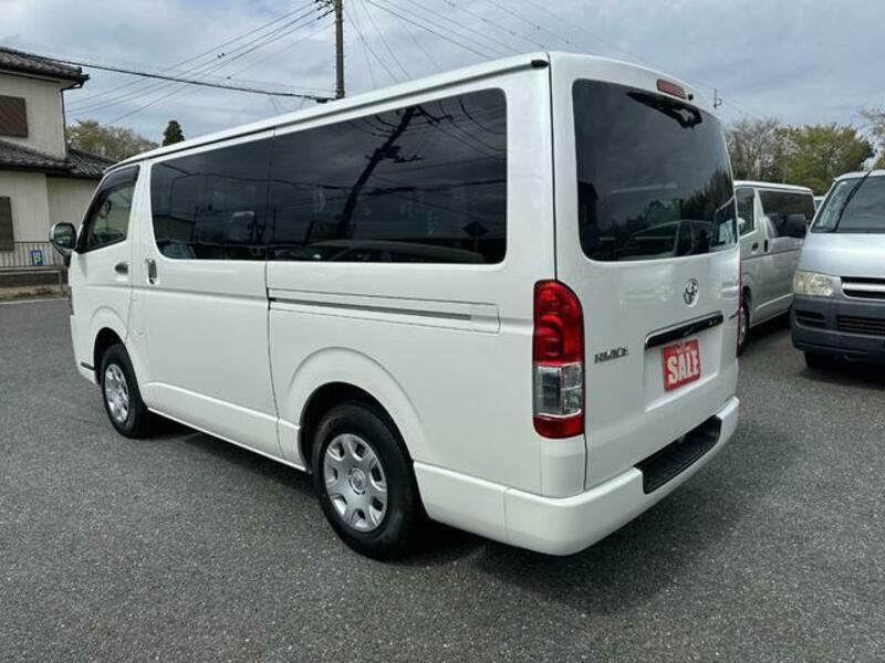 HIACE VAN