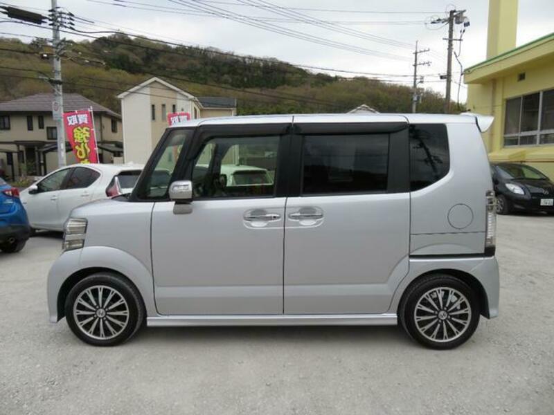 N BOX CUSTOM