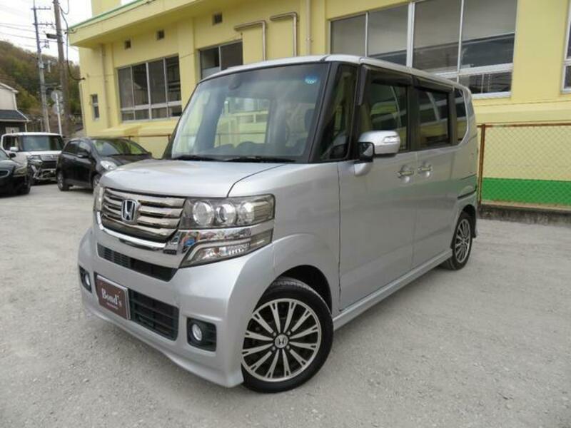 HONDA N BOX CUSTOM