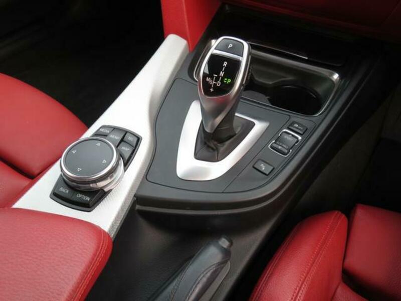 4 SERIES