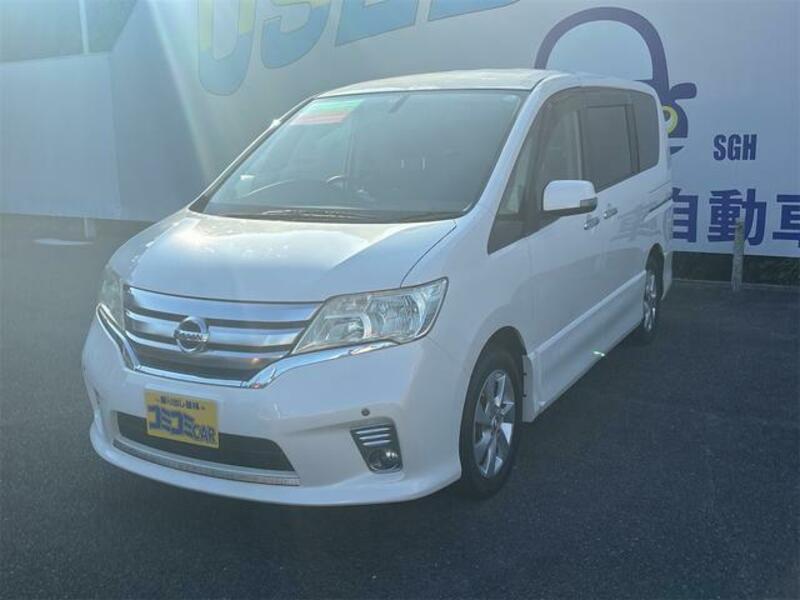 NISSAN SERENA