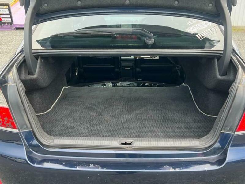 LEGACY B4