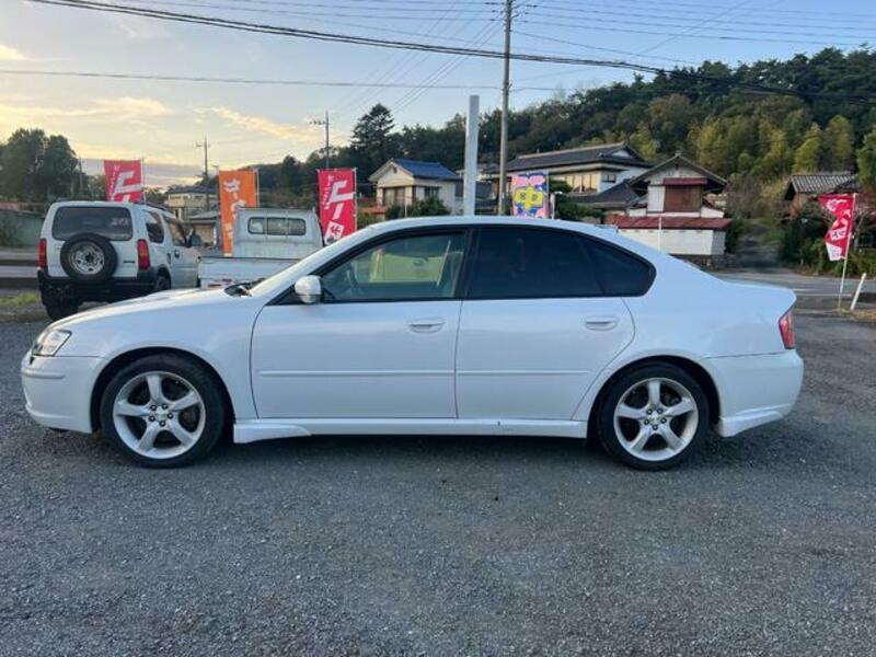 LEGACY B4