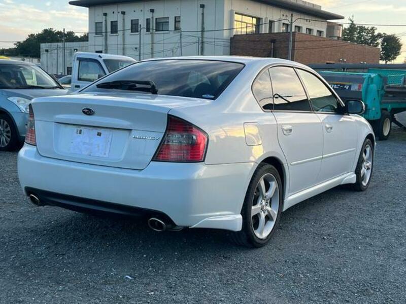 LEGACY B4