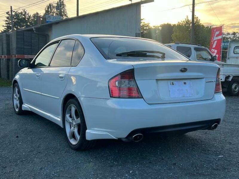 LEGACY B4