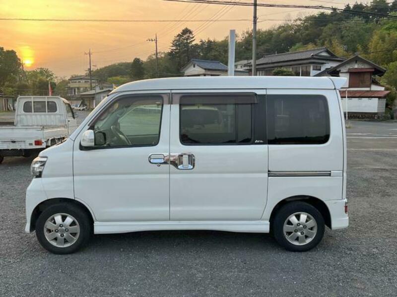 ATRAI WAGON