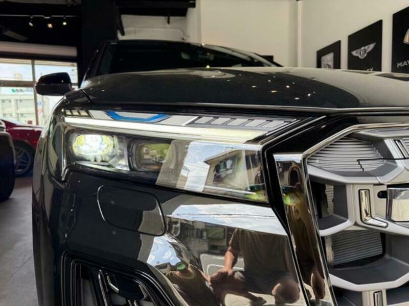 Q7