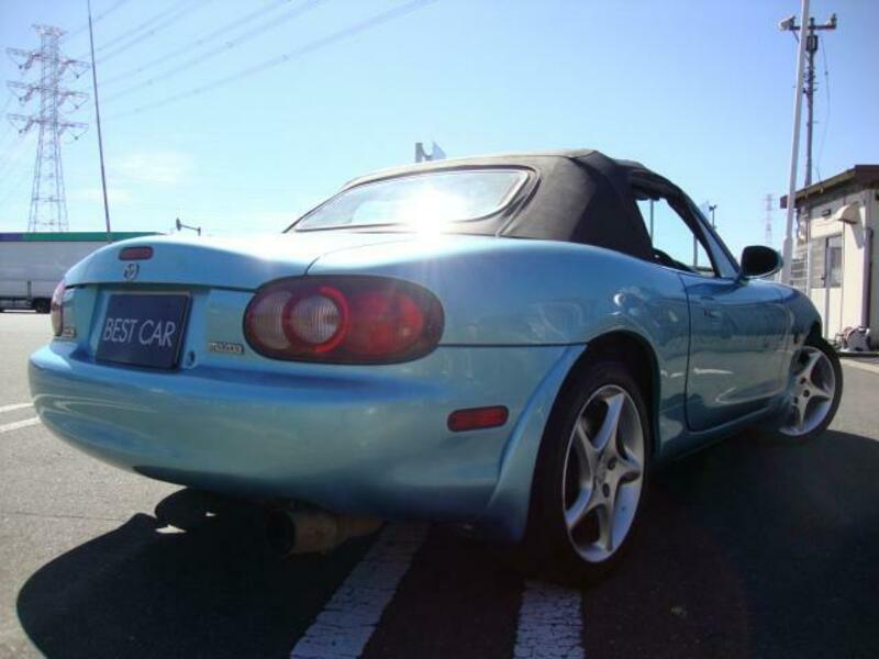 ROADSTER