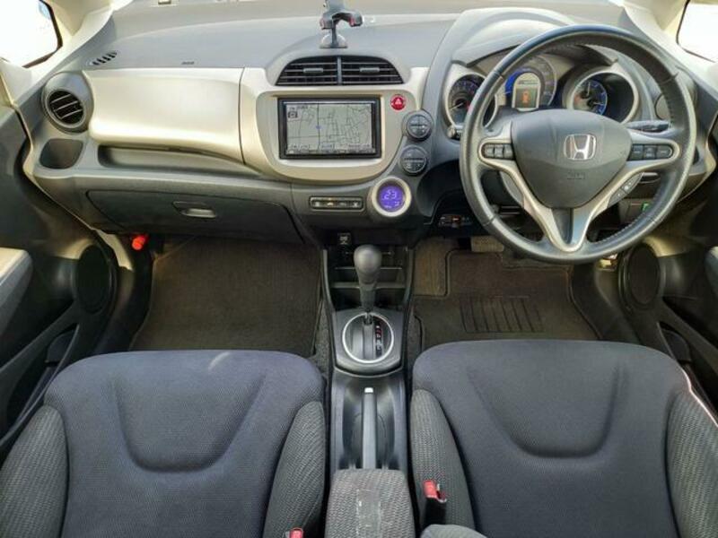 FIT HYBRID