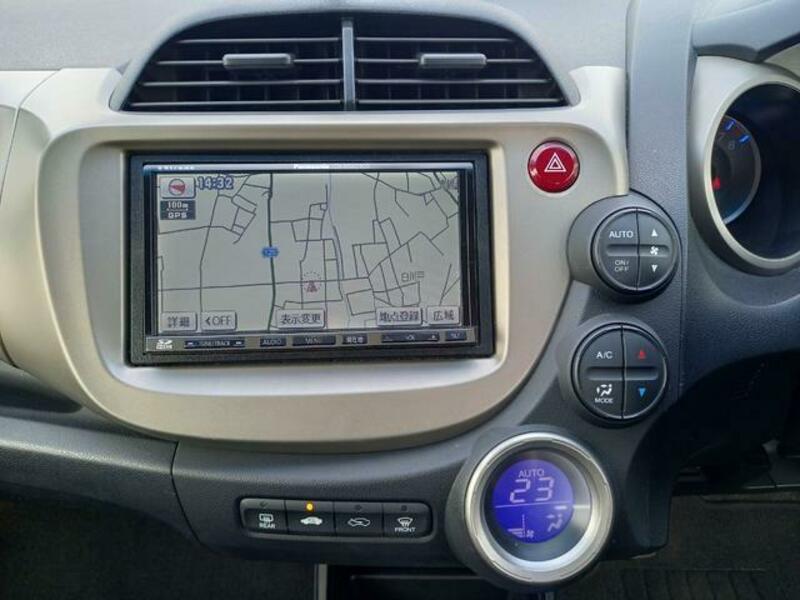 FIT HYBRID