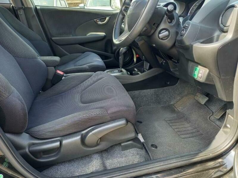FIT HYBRID