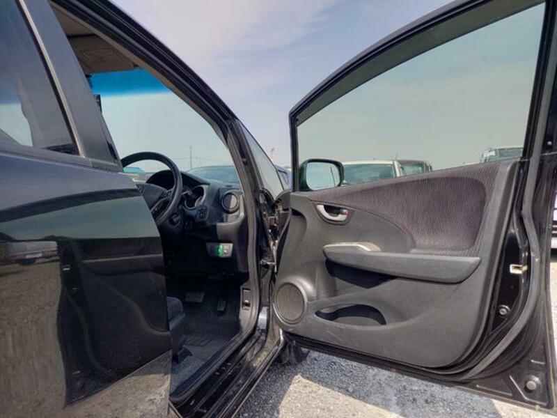 FIT HYBRID