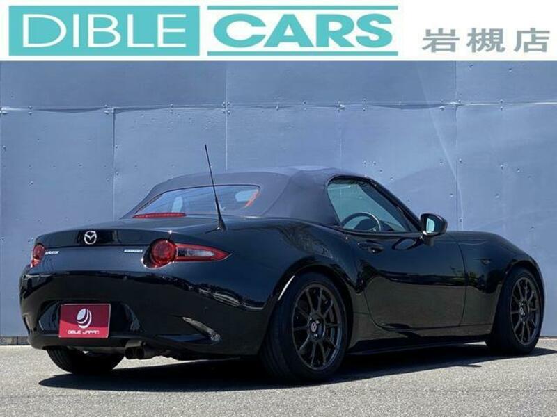 ROADSTER