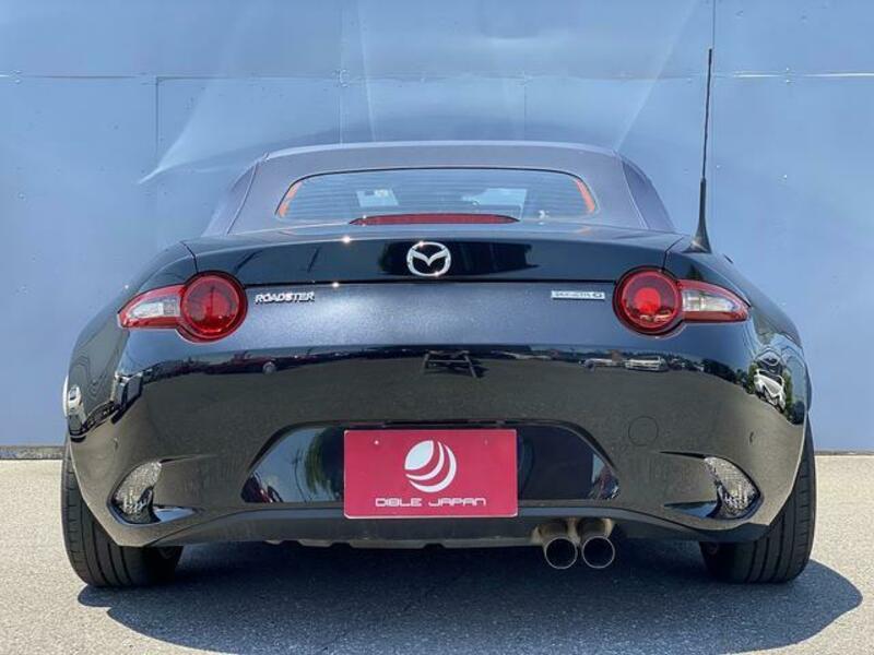 ROADSTER