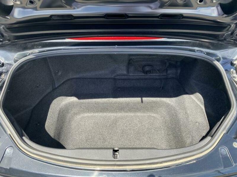 ROADSTER