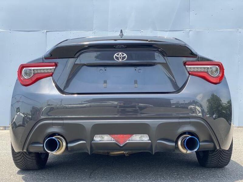 86