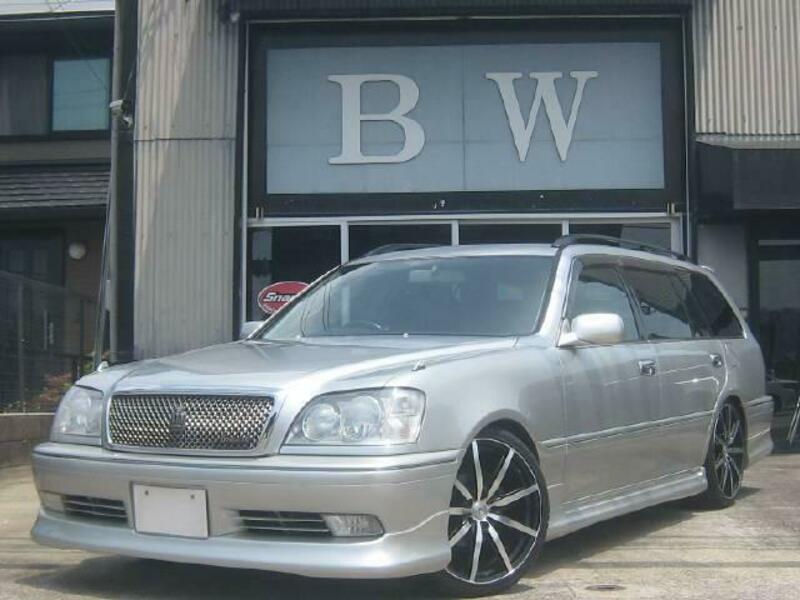 CROWN ESTATE-0