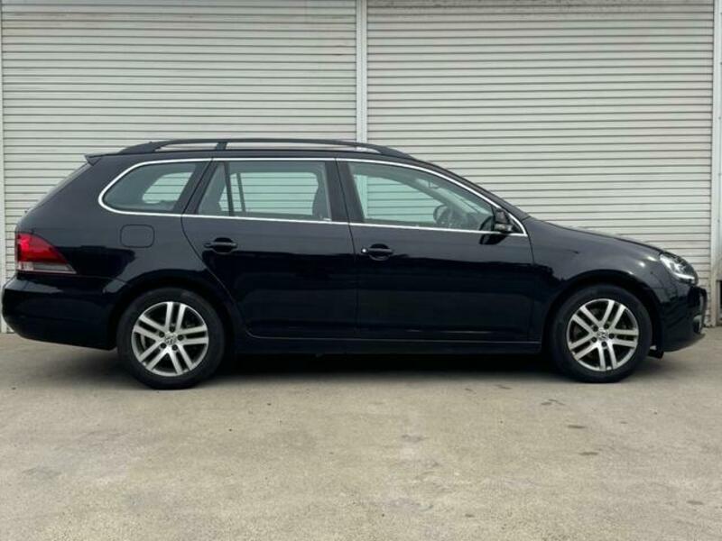 GOLF VARIANT